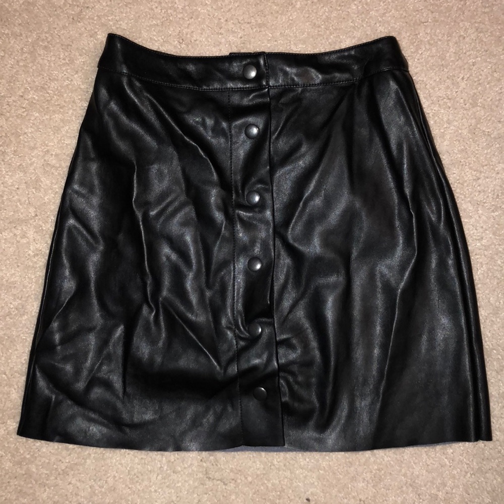 Saks fifth avenue leather button up skirt